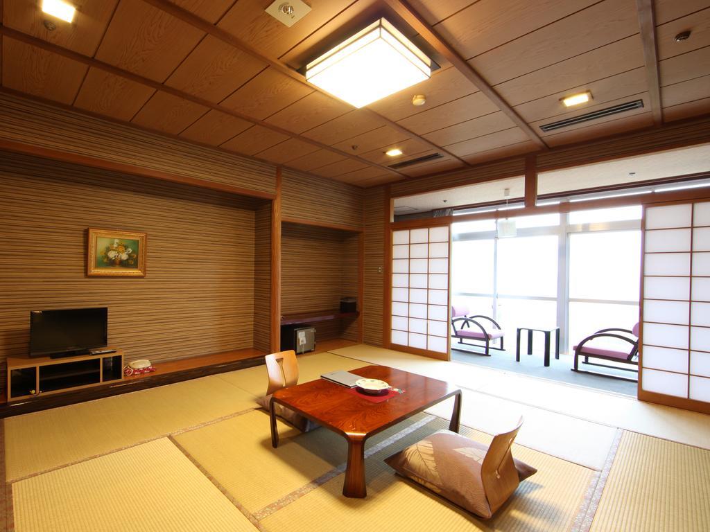 土湯温泉 やすらぎの宿 向瀧旅館 Fukushima  Eksteriør billede