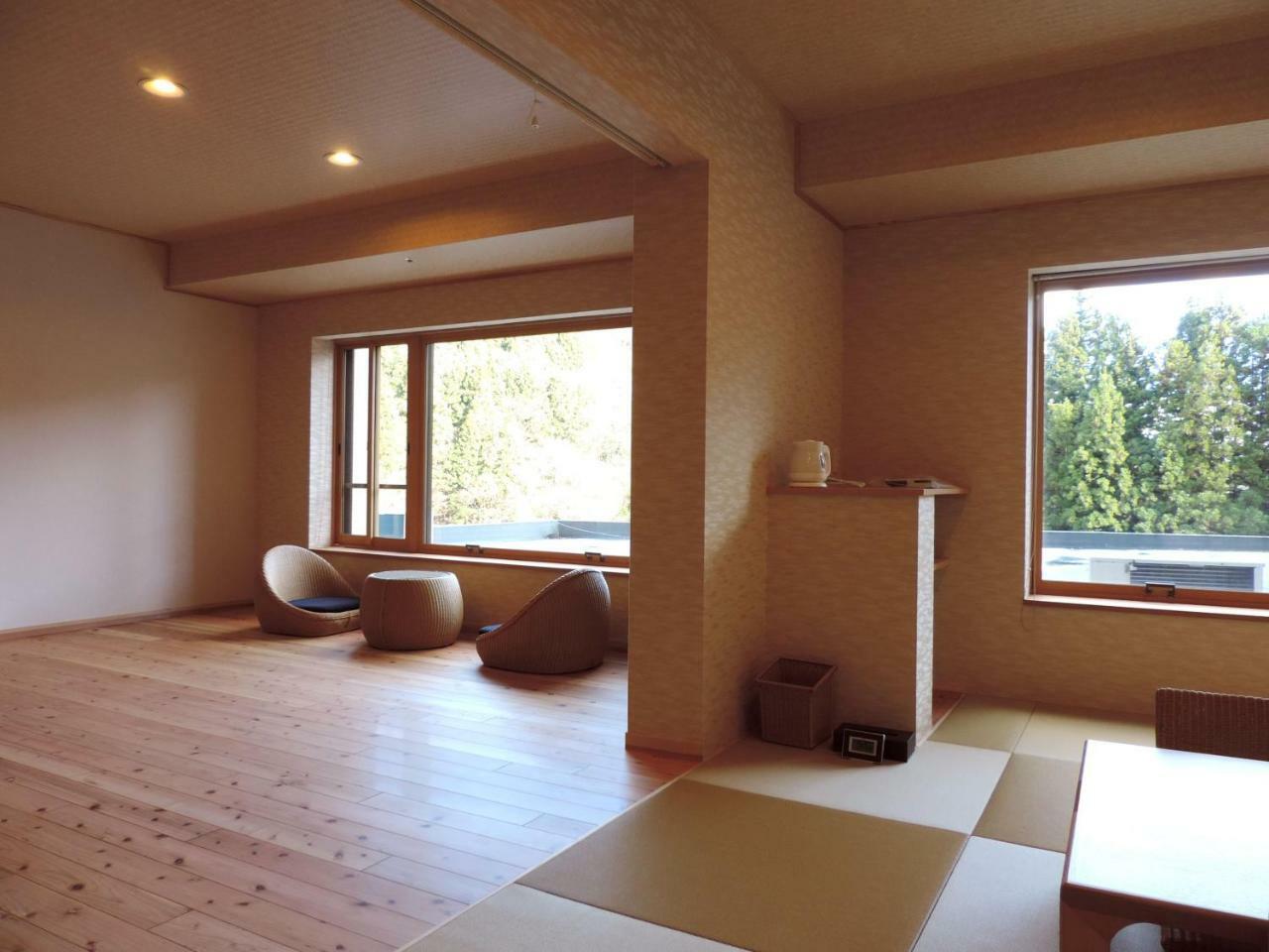 土湯温泉 やすらぎの宿 向瀧旅館 Fukushima  Eksteriør billede
